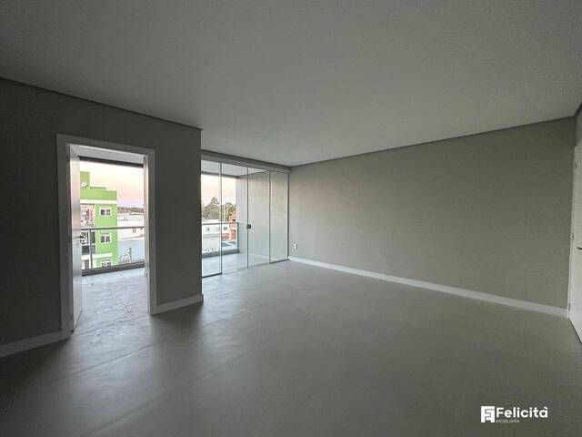 Apartamento para Venda em Caxias do Sul - 3