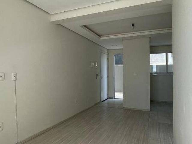 Apartamento para Venda em Caxias do Sul - 5