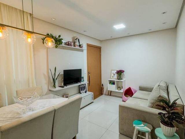 Apartamento para Venda em Caxias do Sul - 2