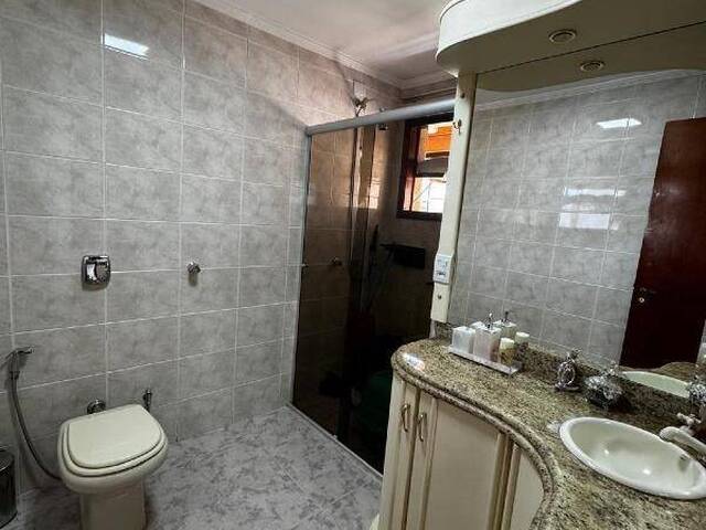 Apartamento para Venda em Caxias do Sul - 2