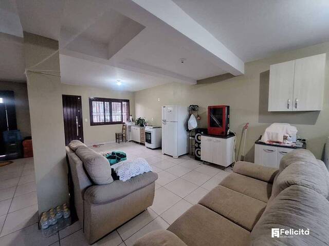 #1232 - Casa para Venda em Caxias do Sul - RS