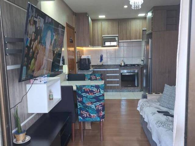 Apartamento para Venda em Caxias do Sul - 3