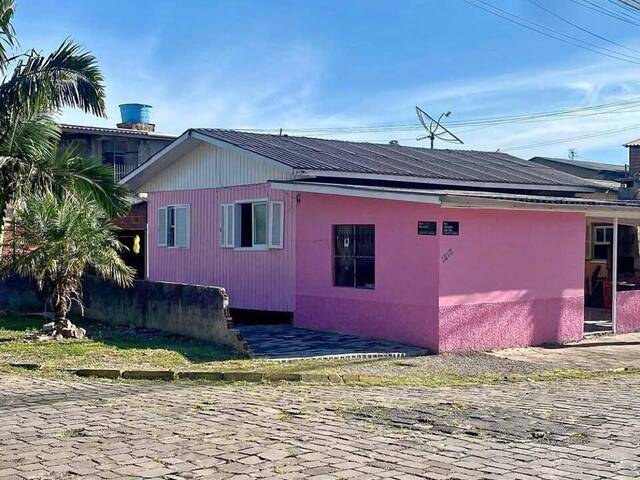 #1266 - Casa para Venda em Caxias do Sul - RS