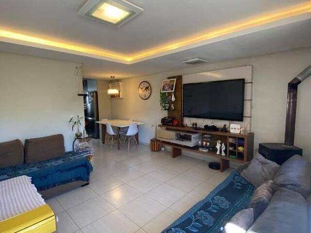 Sobrado para Venda em Caxias do Sul - 5