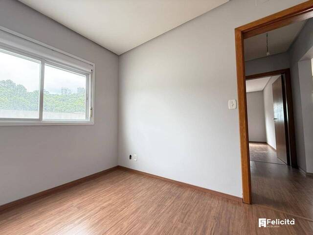 Apartamento para Venda em Caxias do Sul - 4