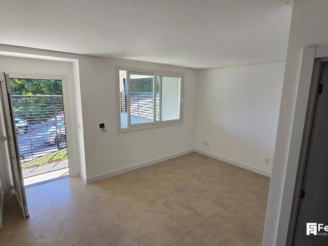 Sobrado para Venda em Caxias do Sul - 5