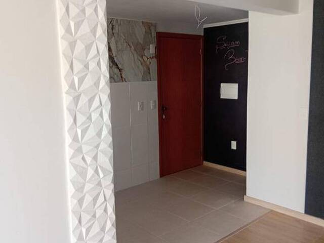 Apartamento para Venda em Caxias do Sul - 4