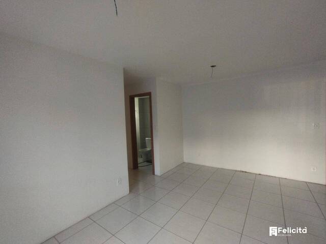 Apartamento para Venda em Caxias do Sul - 5