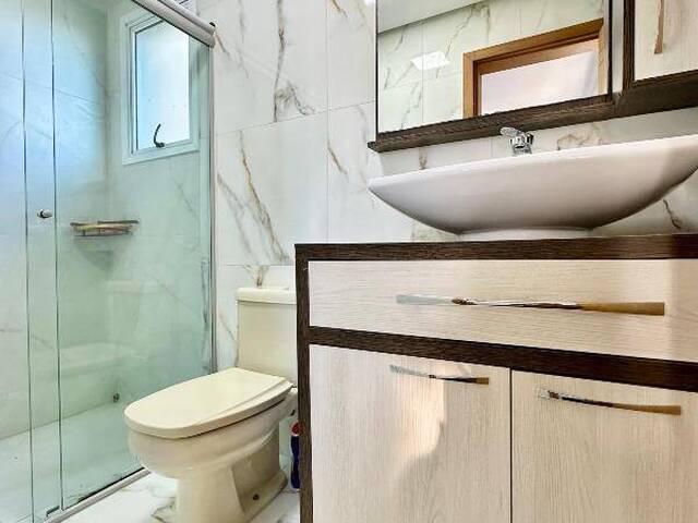 Apartamento para Venda em Caxias do Sul - 3