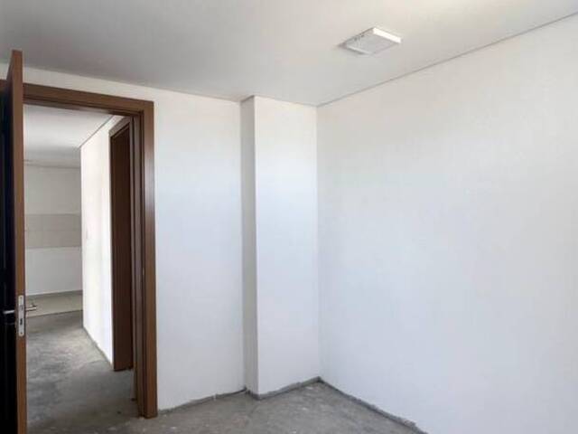 Apartamento para Venda em Caxias do Sul - 2