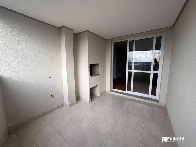 Apartamento para Venda em Caxias do Sul - 1