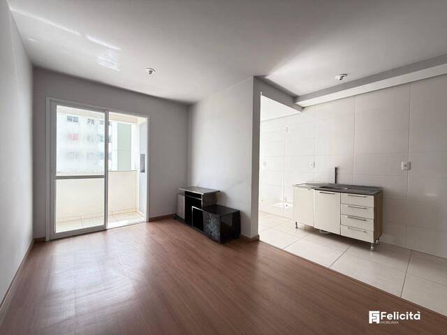 Apartamento para Venda em Caxias do Sul - 2