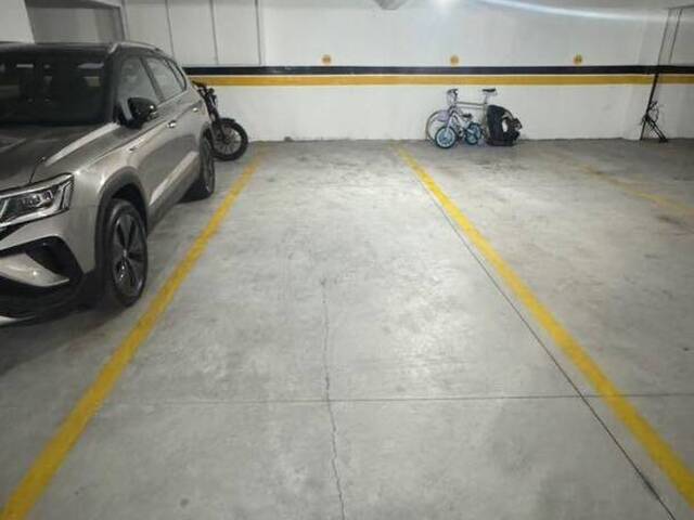 Apartamento para Venda em Caxias do Sul - 2