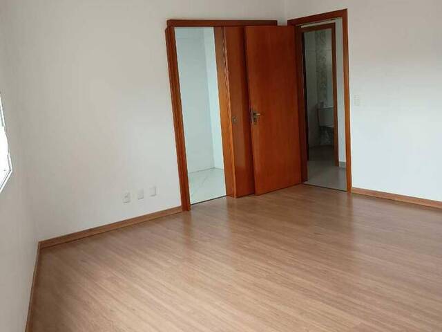 Apartamento para Venda em Caxias do Sul - 4