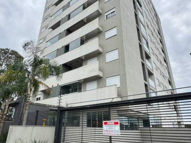 Apartamento para Venda em Caxias do Sul - 3