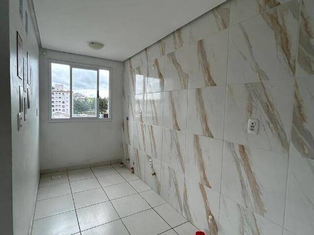 Apartamento para Venda em Caxias do Sul - 4