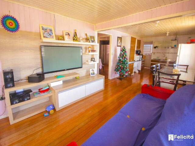 #1365 - Casa para Venda em Caxias do Sul - RS