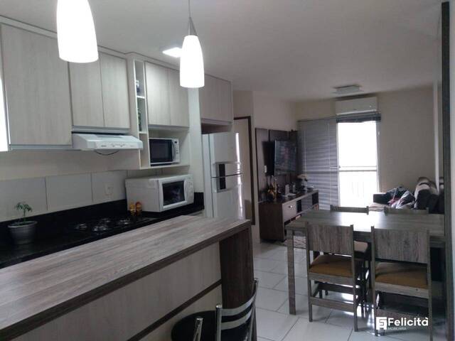 Apartamento para Venda em Caxias do Sul - 2