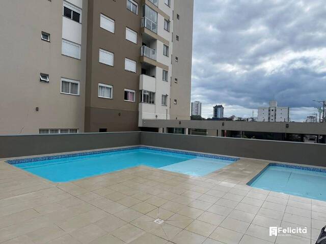 Apartamento para Venda em Caxias do Sul - 2