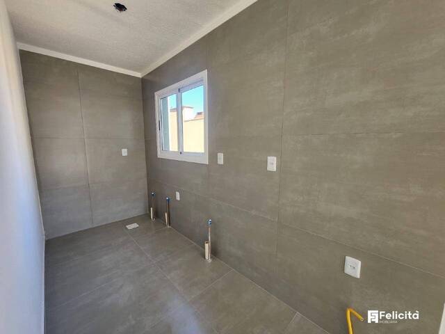 Apartamento para Venda em Caxias do Sul - 2