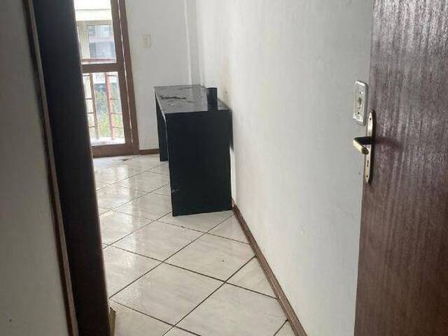 Kitnet para Venda em Caxias do Sul - 4