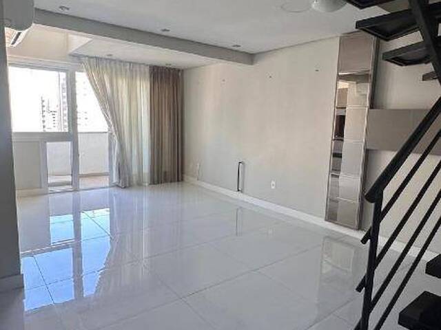 Apartamento para Venda em Caxias do Sul - 2