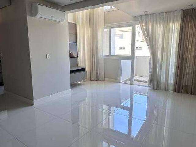 Apartamento para Venda em Caxias do Sul - 3