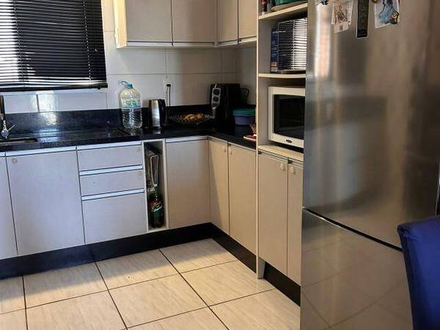 Sobrado para Venda em Caxias do Sul - 2