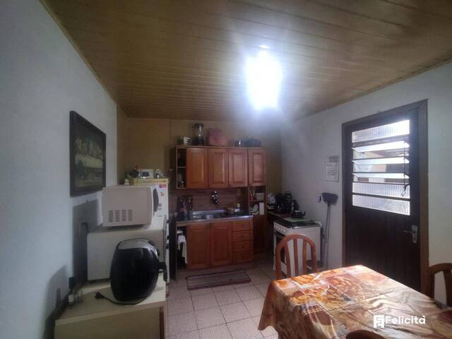 #1415 - Casa para Venda em Caxias do Sul - RS