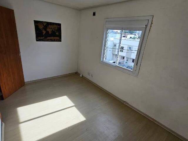 Apartamento para Venda em Caxias do Sul - 2