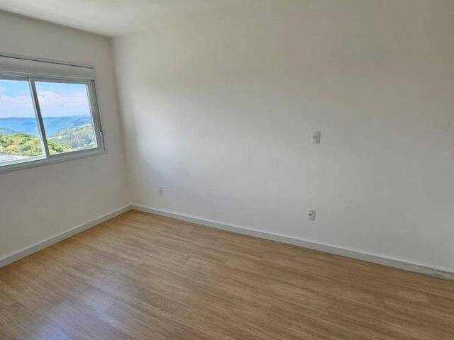 Apartamento para Venda em Caxias do Sul - 4