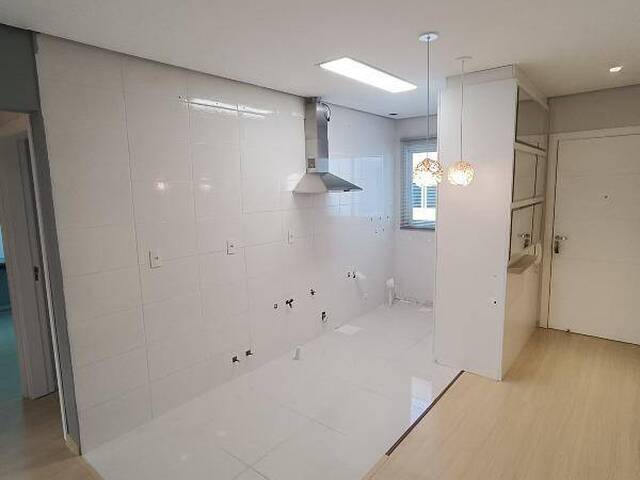 Apartamento para Venda em Caxias do Sul - 3