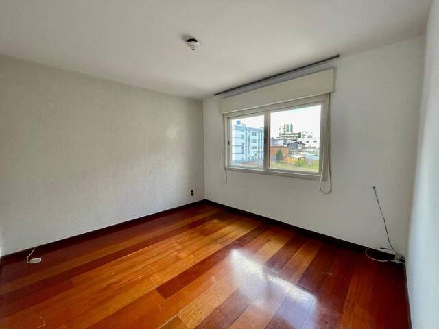 Apartamento para Venda em Caxias do Sul - 2