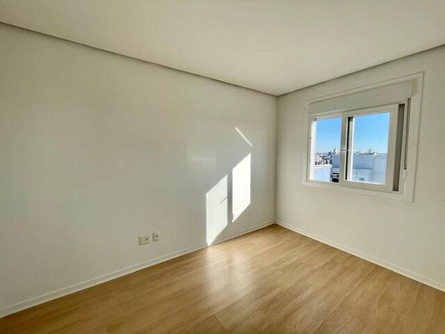 Apartamento para Venda em Caxias do Sul - 3