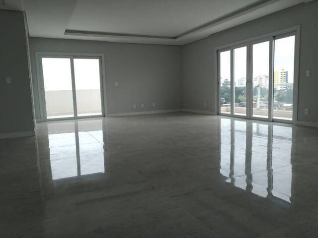 Apartamento para Venda em Caxias do Sul - 2