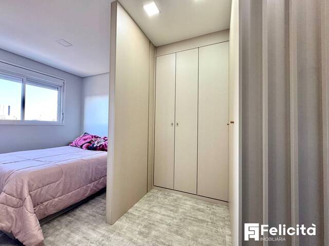 Apartamento para Venda em Caxias do Sul - 5