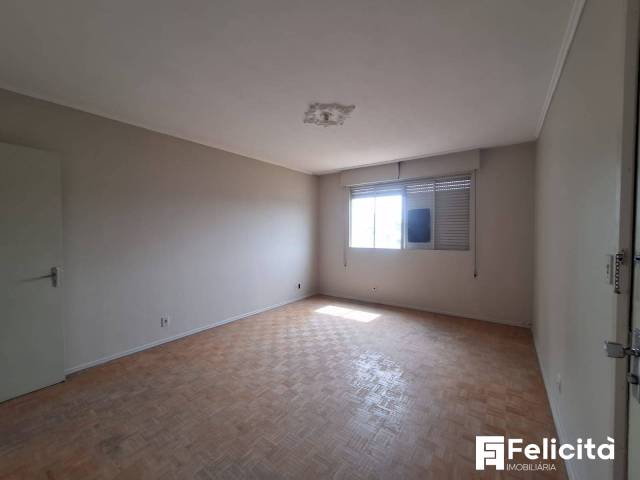 Apartamento para Venda em Caxias do Sul - 2