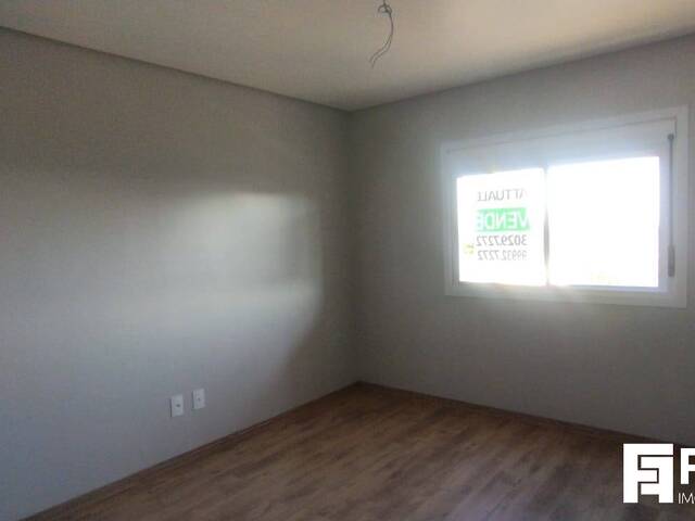 Apartamento para Venda em Caxias do Sul - 3