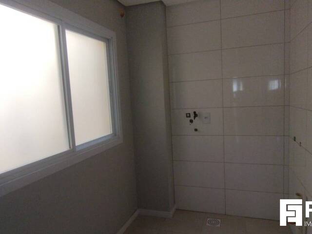 Apartamento para Venda em Caxias do Sul - 2