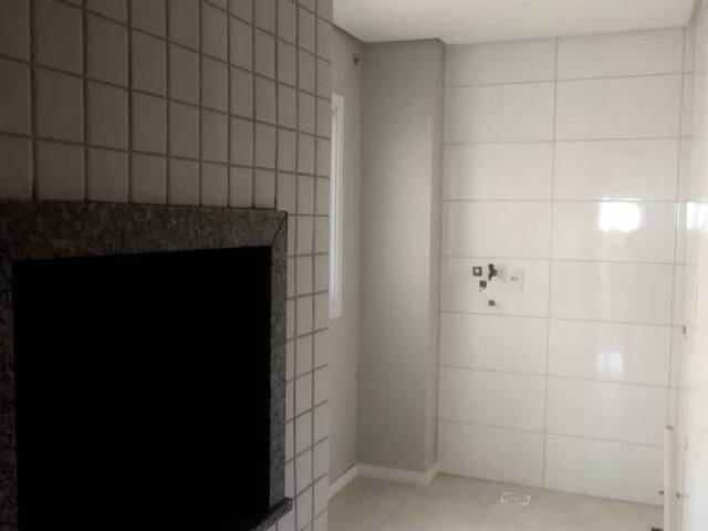 Apartamento para Venda em Caxias do Sul - 5