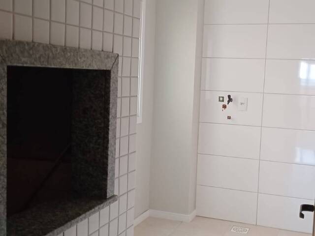 Apartamento para Venda em Caxias do Sul - 5