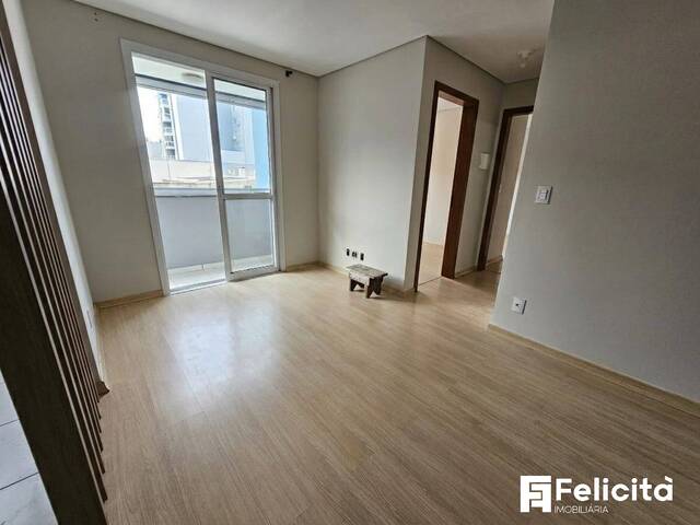 #1688 - Apartamento para Venda em Caxias do Sul - RS