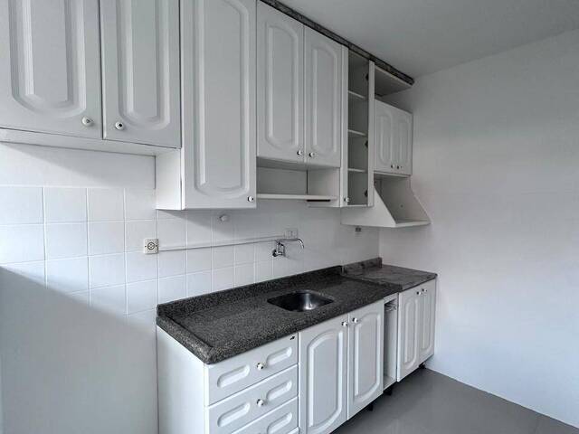 #1705 - Apartamento para Venda em Caxias do Sul - RS