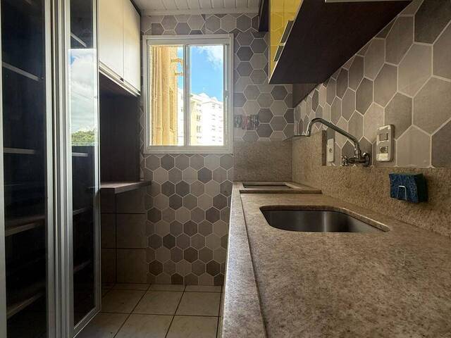 Apartamento para Venda em Caxias do Sul - 3