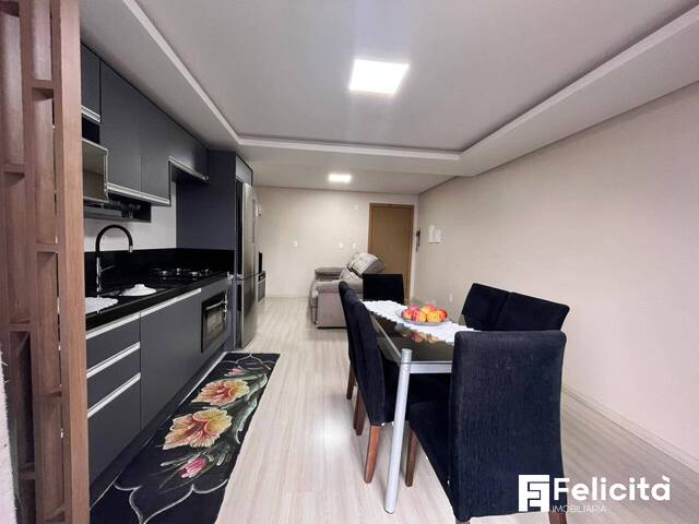 Apartamento para Venda em Caxias do Sul - 2