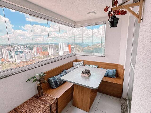 #1746 - Apartamento para Venda em Caxias do Sul - RS