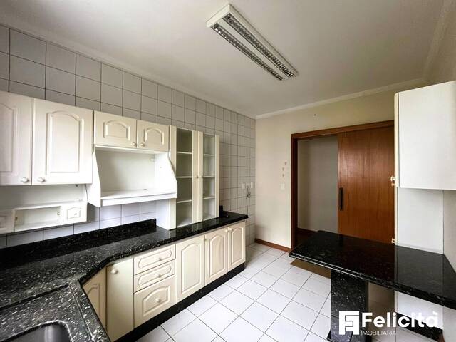 Apartamento para Venda em Caxias do Sul - 4