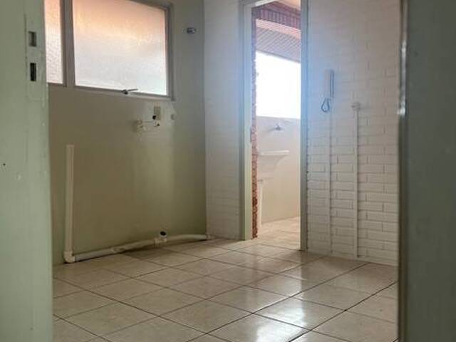 #1748 - Apartamento para Venda em Caxias do Sul - RS