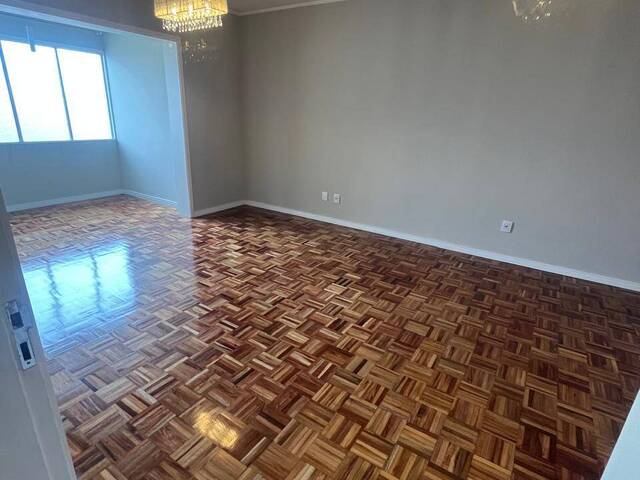 #1762 - Apartamento para Venda em Caxias do Sul - RS