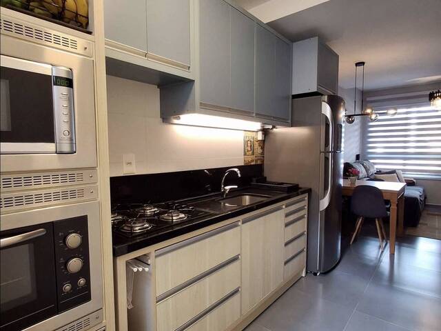 #1774 - Sobrado para Venda em Caxias do Sul - RS